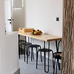 Eos Small House *