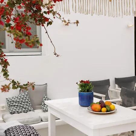 Eos Small House Lejlighed Pollonia