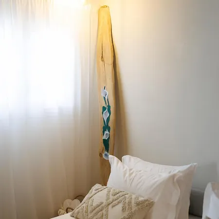 Eos Small House Apartman *